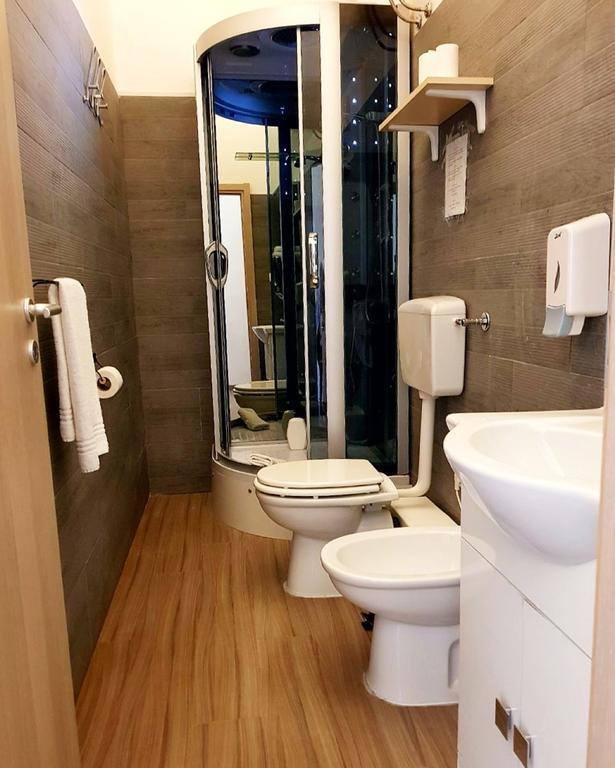 Deluxe B&B Napoli Central Station Dış mekan fotoğraf