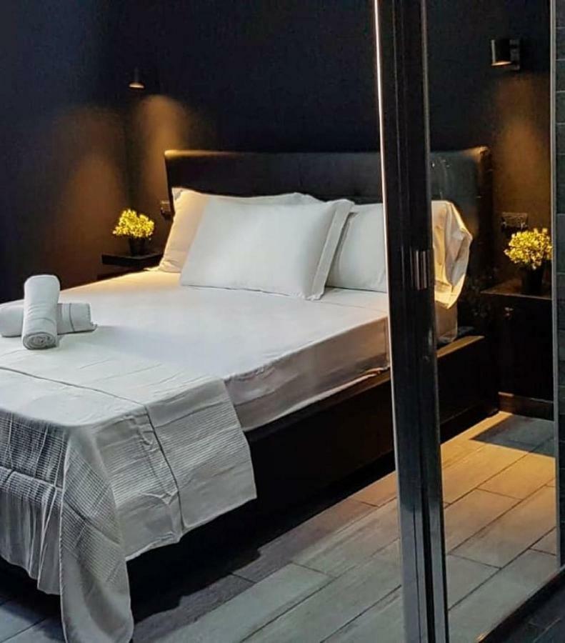 Deluxe B&B Napoli Central Station Dış mekan fotoğraf